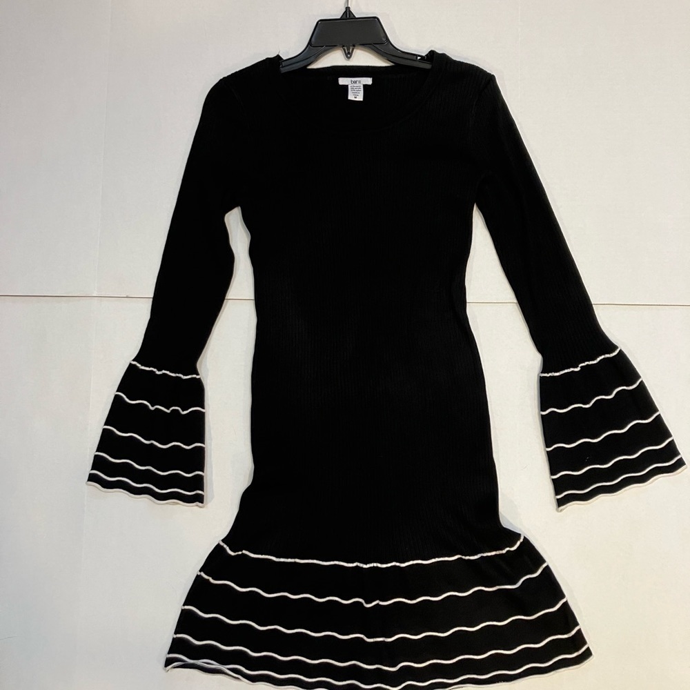 Barr lll black and white dress size M